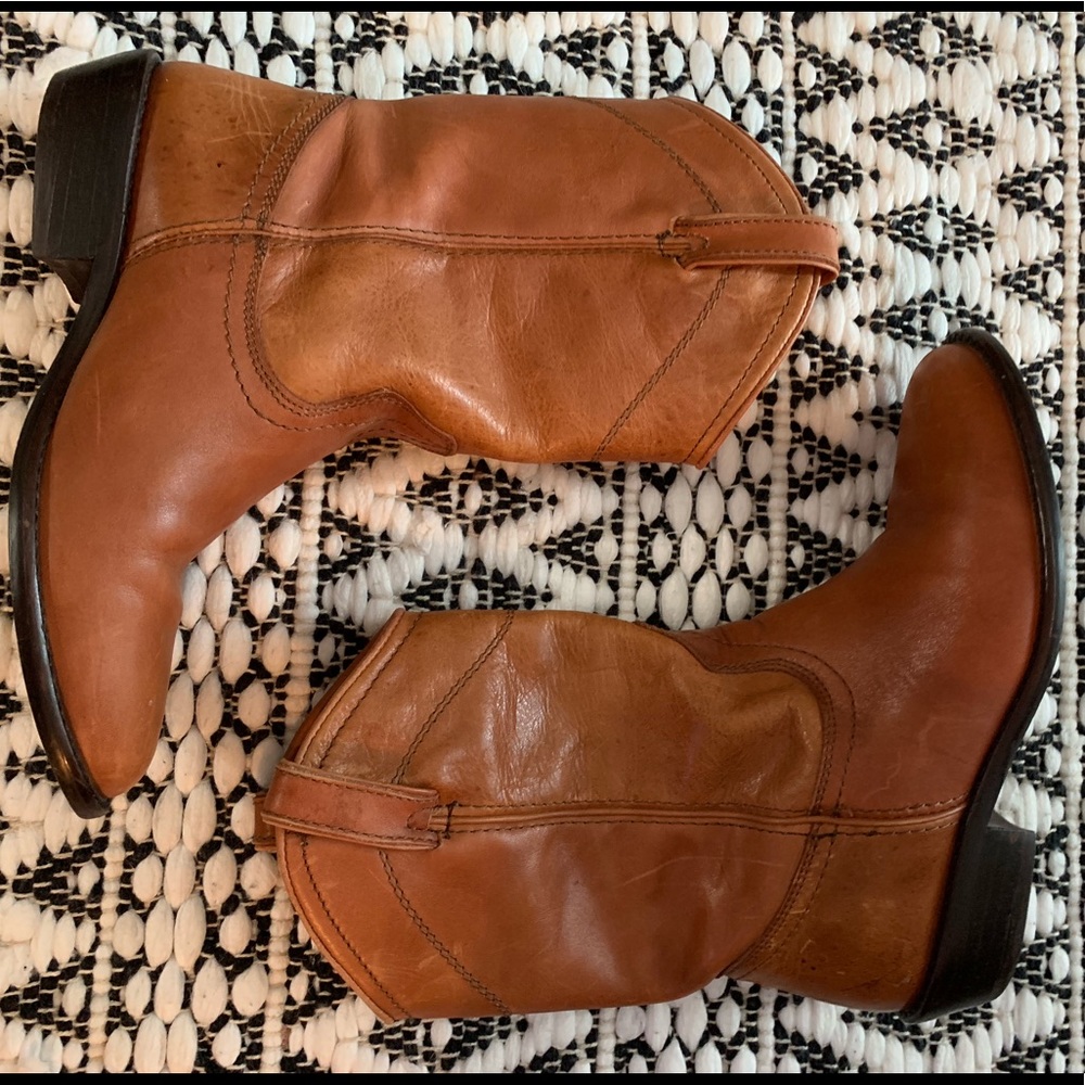 Steve Madden “ Lasoo” Boots